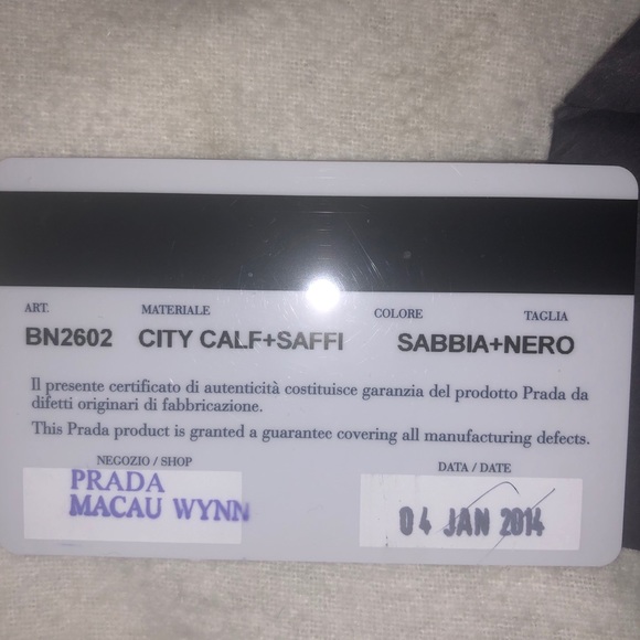 Prada Tote-Saffiano Leather - Picture 6 of 6